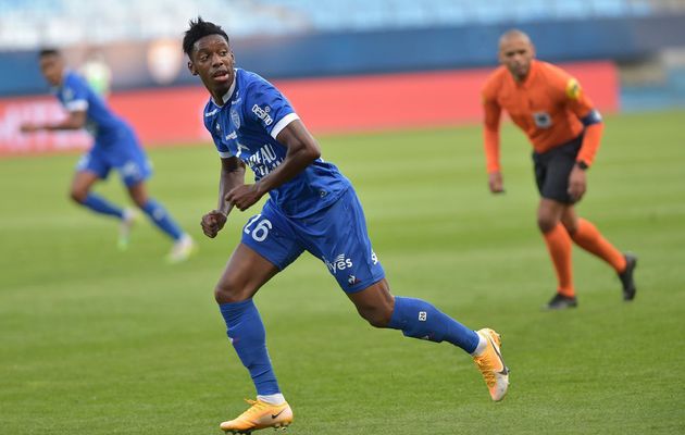 Ligue 2 BKT (J3) : L'ESTAC Troyes fait un sans faute à domicile