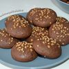 Biscuits au cacao et pépites de chocolat