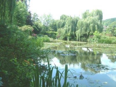 <em>promenade dans le jardin de Claude Monet &agrave; Giverny</em>