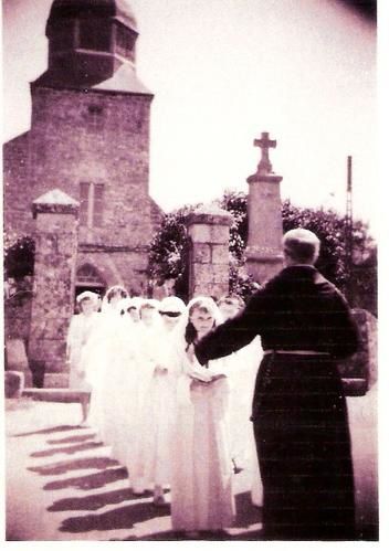 Avec la participation des habitants de St Trimoel