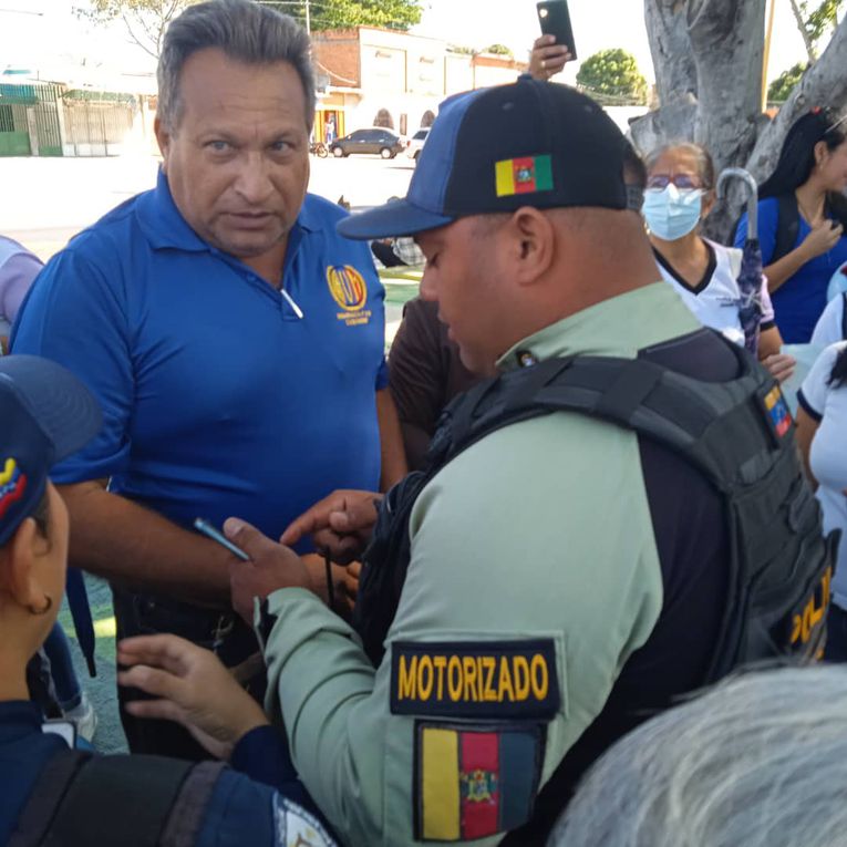 Educadores y representantes de otros sectores públicos mantuvieron presencia en las calles de Carabobo este 30 de enero