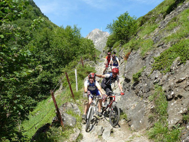 Sortie Club dans le secteur des Cols du Tourmalet, Aspin, Sencours, Beyrêde et Pic du Midi de Bigorre, le 11 juillet 2009.