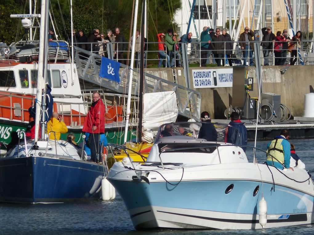 Norbert Sedlacek met les voiles pour la Traversée de l'Atlantique