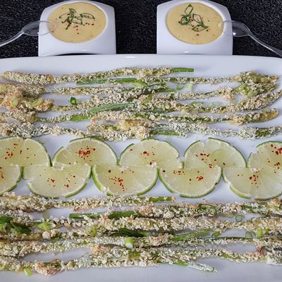 Asperges sauvages panées au panko et sa mayonnaise aux saveurs asiatiques