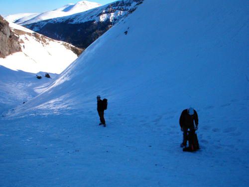 Val d'Enfer, Massif du Sancy
Redondance
Couloir de l'Arete du Dinosaure
CAF Creuse
28 fevrier 2009