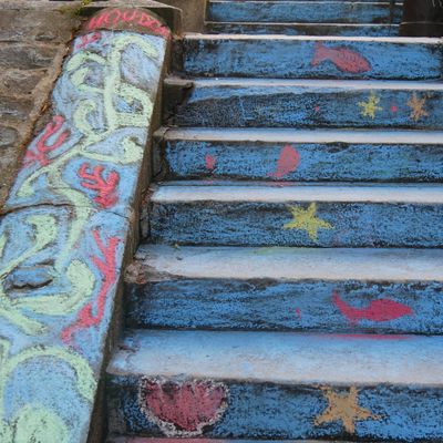 Escaliers mis en couleurs par les enfants des écoles pour l'océan, le 11 juin 2025