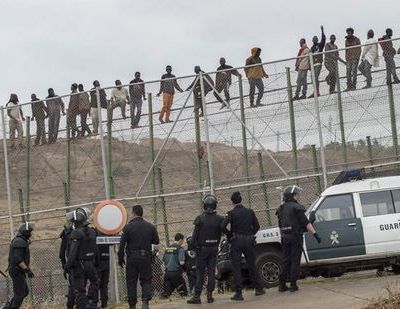 L’Europe se barricade, la barrière de Ceuta et Melilia est prise en exemple