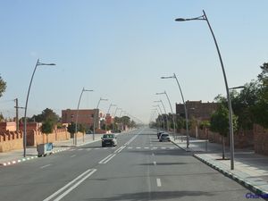 Sur la route de Bouarfa (Maroc en camping-car)