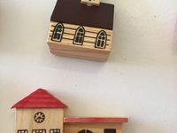 jouet en bois : village  sur charlotteblablablog