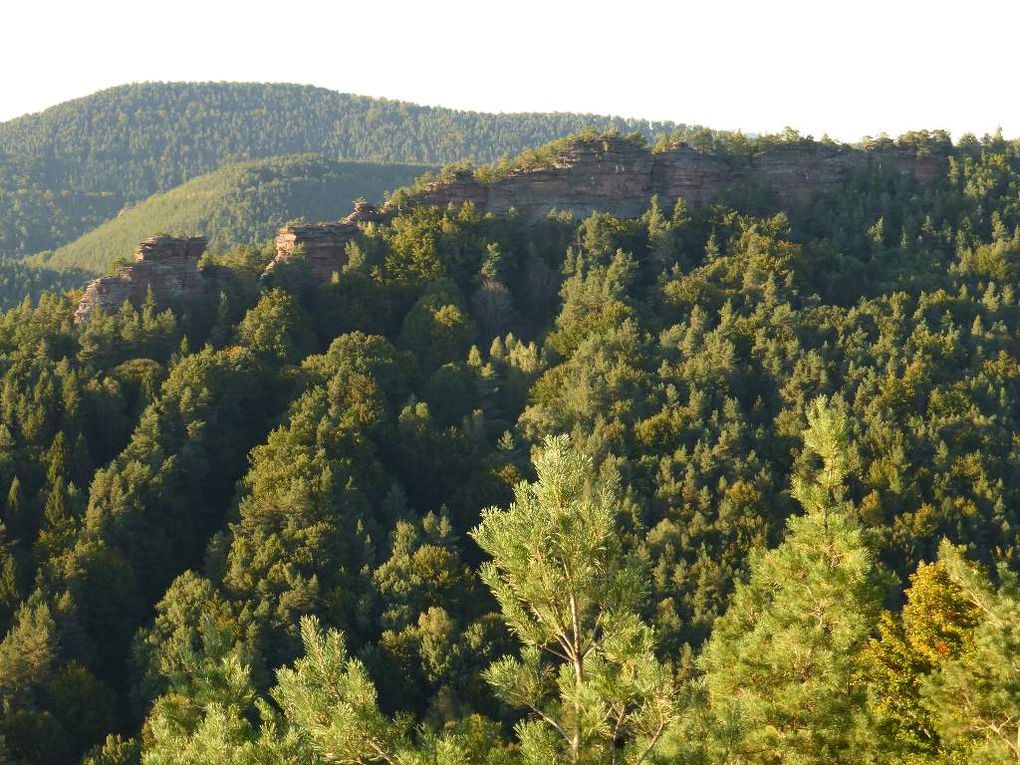 Le promontoire-observatoire du Galgenfels (massif du Löffelsberg, alt. 405 m) / diaporama.