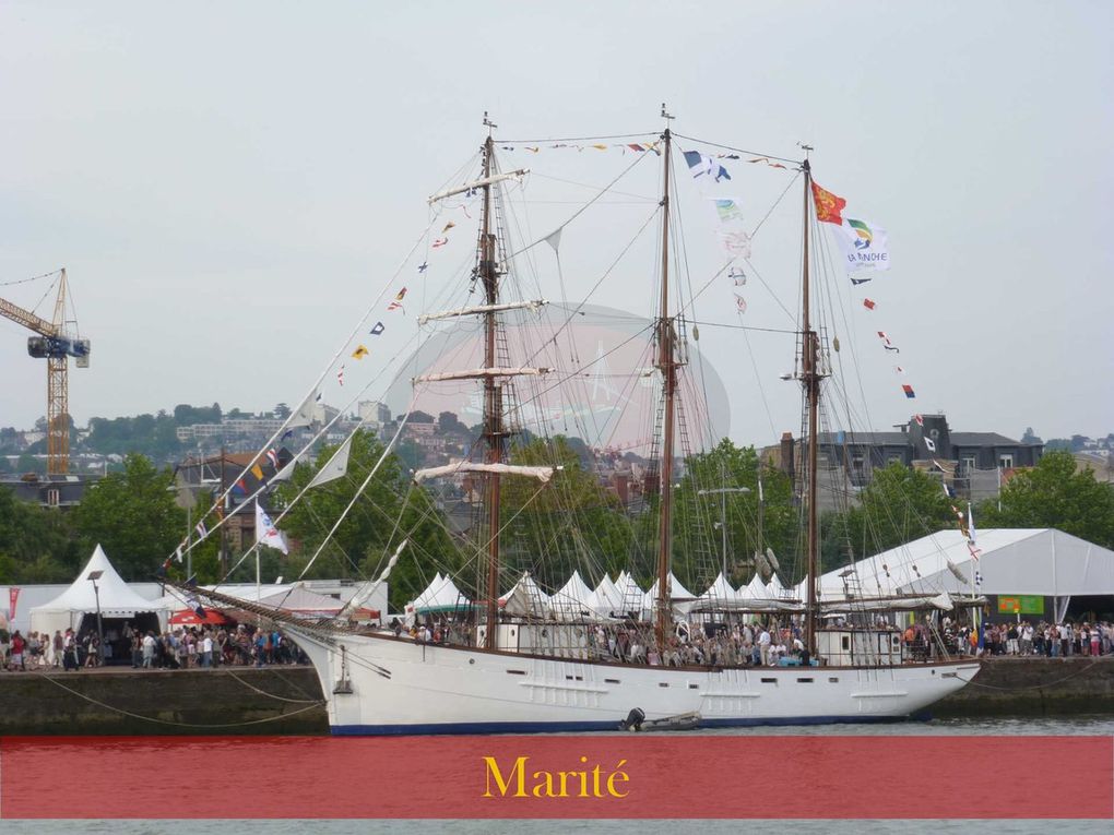 Dernières heures pour profiter de l'Armada. Je vous propose un bref aperçu des voilers présents à ce magnifique rendez-vous. Si un navire n'a pas son nom sur l'image, c'est qu'il a été présenté en amont.