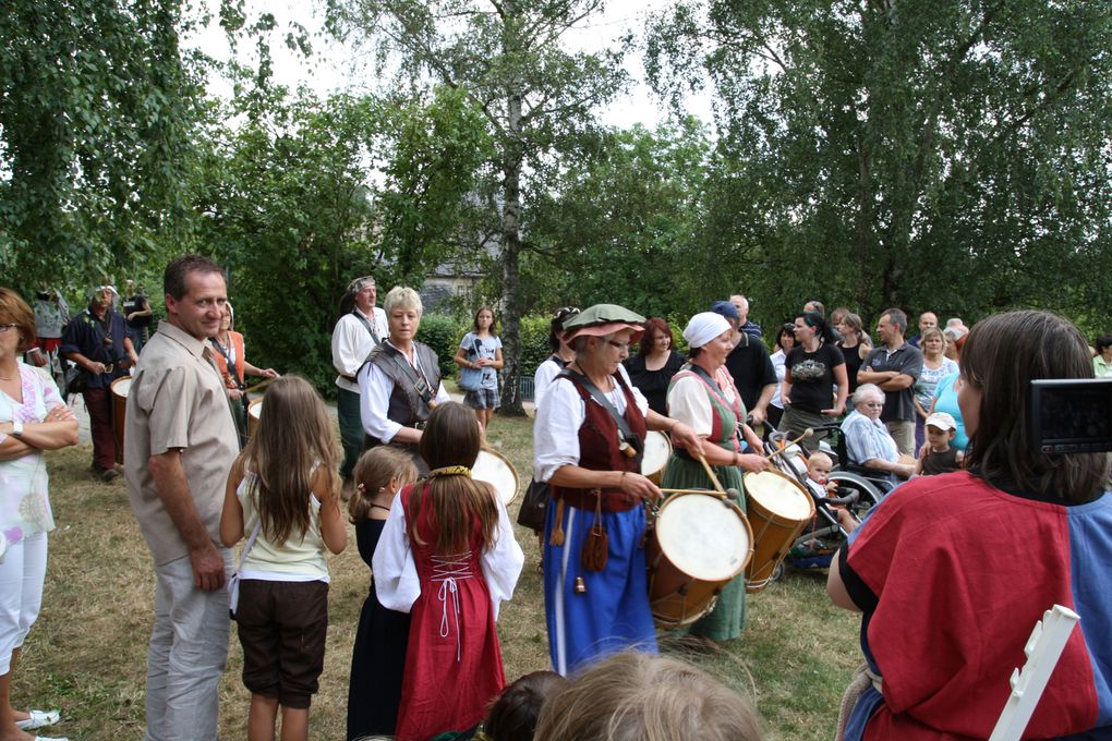 18.07.2010 Obergrombach
Burgfest mit mittelalterlichen Ritterspielen