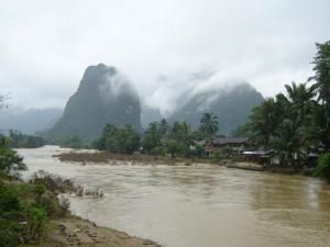Voyage au Laos via la Thailande pendant 15 jours- août 2008