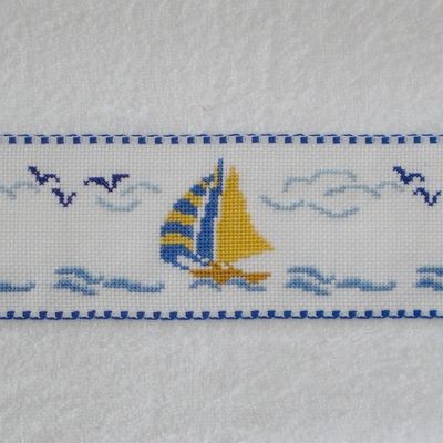 DE NOUVELLES SERVIETTES BRODEES (3).