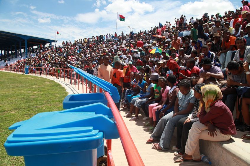 Inauguration du Kianja (Stade) Makis de Madagascar, à Andohatapenaka, par le Président Andry Rajoelina. 1ère partie. Photos: Harilala Randrianarison