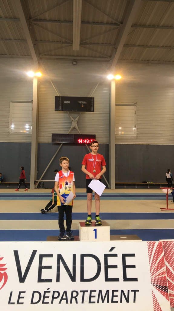 Départementaux Salle Benjamins Minimes Un titre et des podiums...