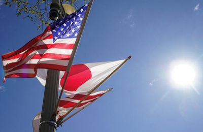 Le Premier ministre japonais aux États-Unis pour renforcer les liens militaires avec Washington