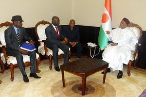 Le Président de la République du Niger a accordé une audience au Président du Parlement panafricain, le 17 Juin 2013 à Niamey