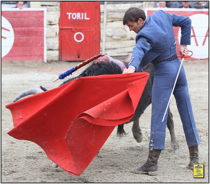 DIAPORAMA DE LA FAENA D'EUGENIO DE MORA