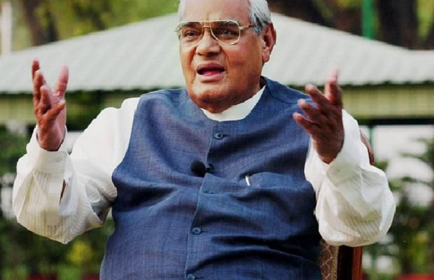 Vajpayee's health continues to remain critical, on life support: AIIMS