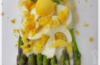 ASPERGES VERTES, OEUFS MIMOSA & BECHAMEL