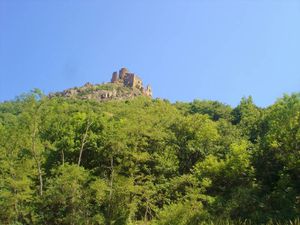 une petite chapelle, je crois que c'est la chapelle st victor...