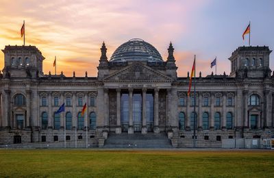  9a s'est passé un... Il y a 90 ans, l'incendie du Reichstag marquait la fin de la démocratie allemande