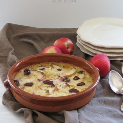 Clafoutis de nectarines aux amandes et un peu de chocolat {au lait d'avoine}