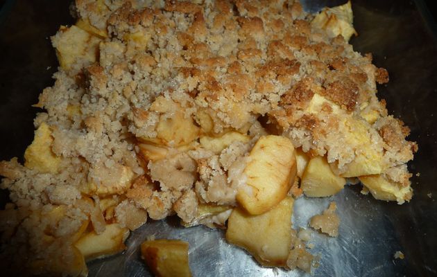 Le crumble aux pommes pour les pressés