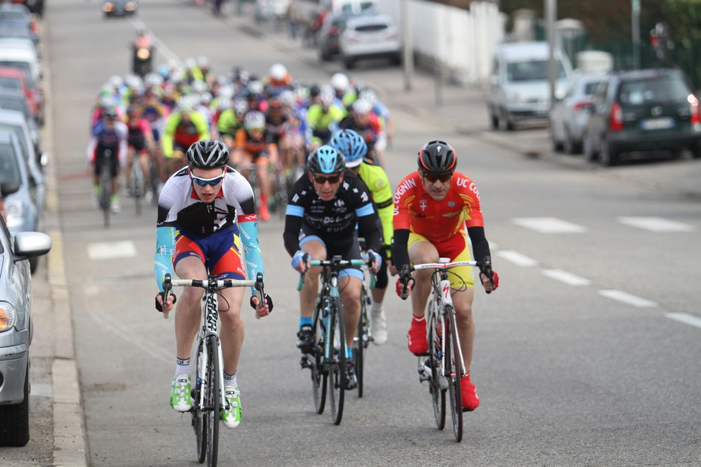Trois cent sept coureurs ont participé au GPO de l'Amicale Cycliste du Moulin à Vent