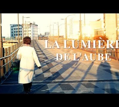 « La lumière de l'aube » Trouver l'Église avec l'œuvre du Saint-Esprit | Film chrétien complet