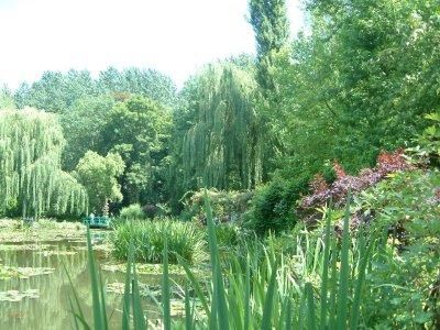 <em>promenade dans le jardin de Claude Monet &agrave; Giverny</em>
