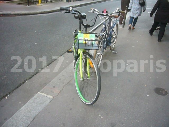 【PARIS】 les velos en libre-serviceレンタル自転車1