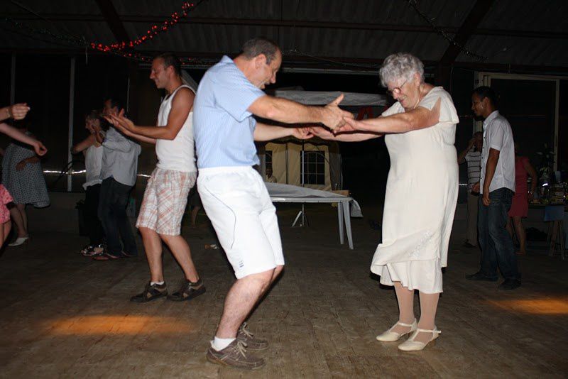 Réunion de famille pour les 80 ans de ma belle-soeur Denise ! Week-end magnifique sur toute la ligne, même le soleil était invité !