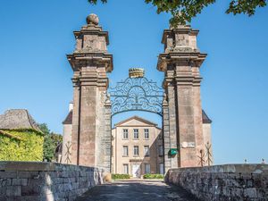 Châteaux du Beaujolais 