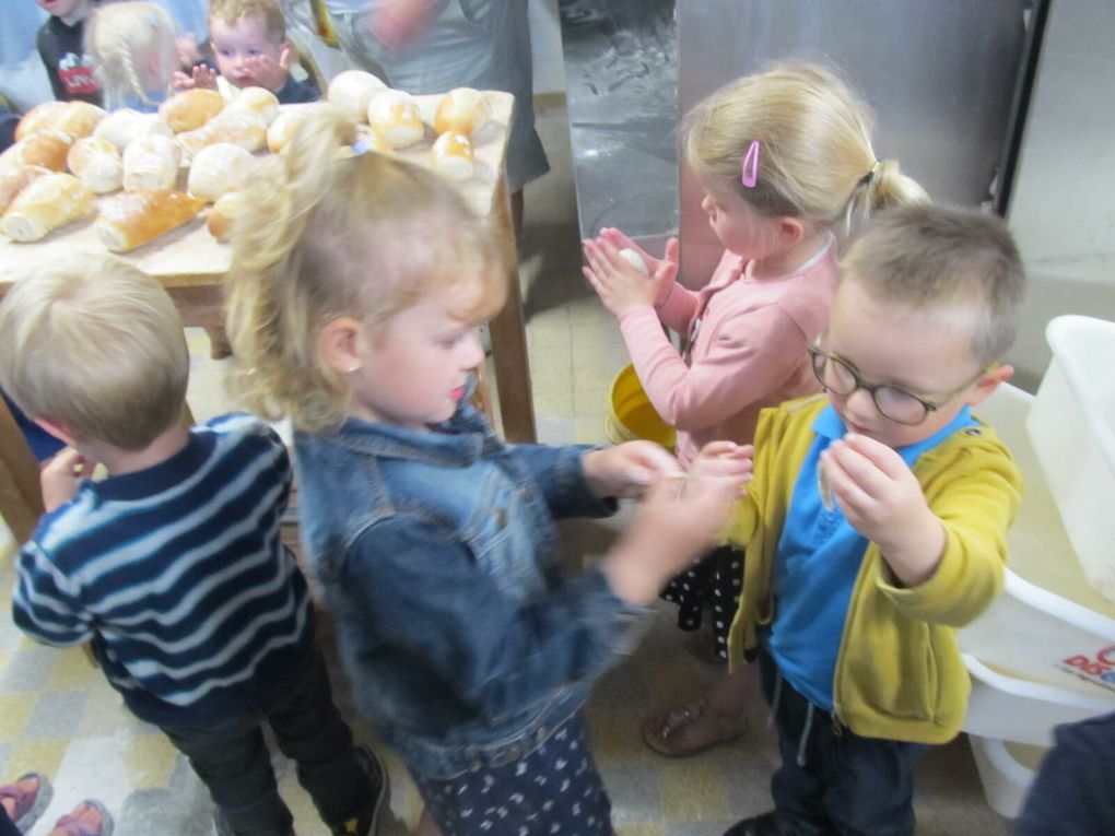 Visite de la boulangerie par les élèves de Vergoncey