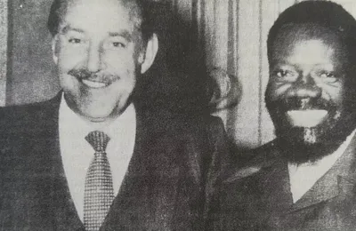 La révolution des Œillets et la décolonisation - Portugal, Afrique du Sud... Les compromissions de Jonas Savimbi (Afrique XXI)