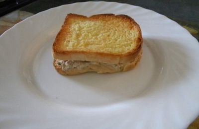 Croque-monsieur thon, ricotta et tomates