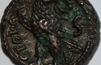 Monnaie Provinciale : Aurélien - Tétradrachme à l'aigle 274 - 275 après Jésus-Christ Alexandrie