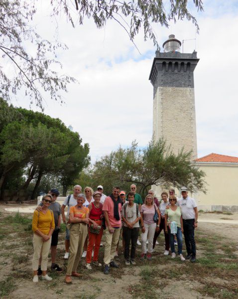 Album de 33 photos : 14 octobre 2023 :  1ère Visite guidée du phare de l’Espiguette