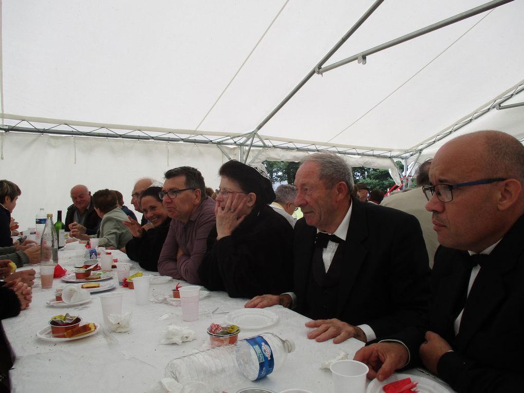  Le Mené (Saint-Gilles-du-Mené) Le Pardon à La Hutte, dimanche