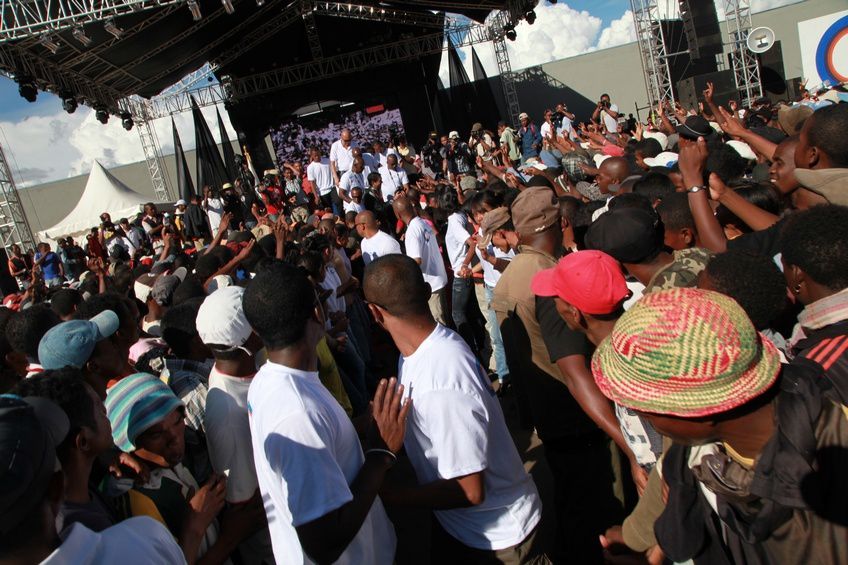 Dans le cadre du IIè anniversaire de la IVèRépublique, le couple présidentiel, Andry et Mialy Rajoelina, a inauguré le «Coliseum de Madagascar» sis à Antsonjombe. 3è partie. Photos: Harilala Randrianarison