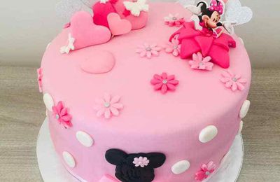 GATEAU BAPTEME MINNIE