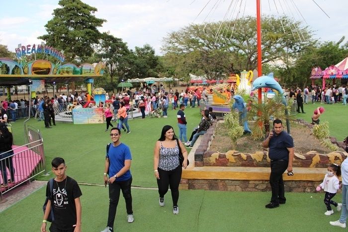 Al Parque Recreacional Sur de Valencia llegaron cientos de visitantes en &quot;Carnavales Felices y Bioseguros 2022”
