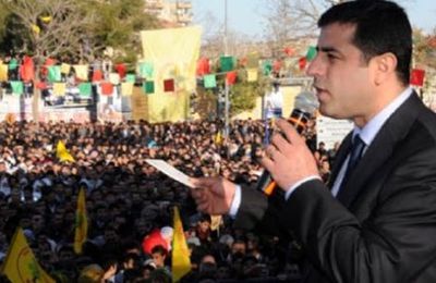 Demirtaş: Biz Bu Meydanda Başkan Apo’nun Heykelini Dikeceğiz 