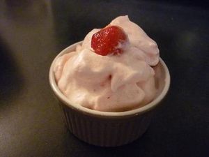 Surprenante mousse de fraises (Thermomix)