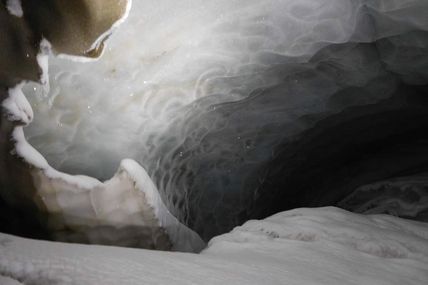 J6 première partie : ICE CAVING