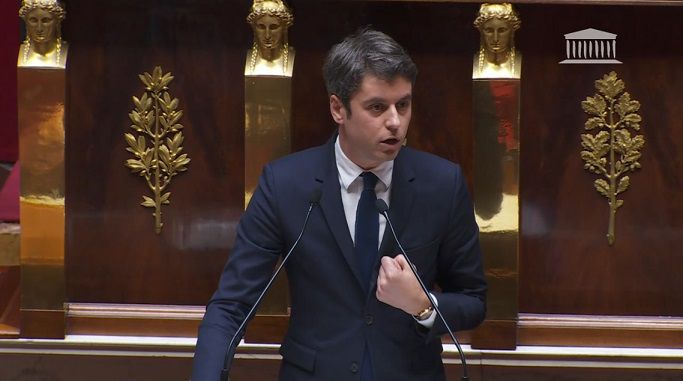 Débat parlementaire l'Ukraine masques tombent France