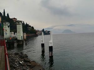 Bateaux assurant la navette sur le Lac de Côme