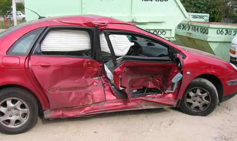 Abobo: un unijambiste au volant d'une voiture tue deux personnes